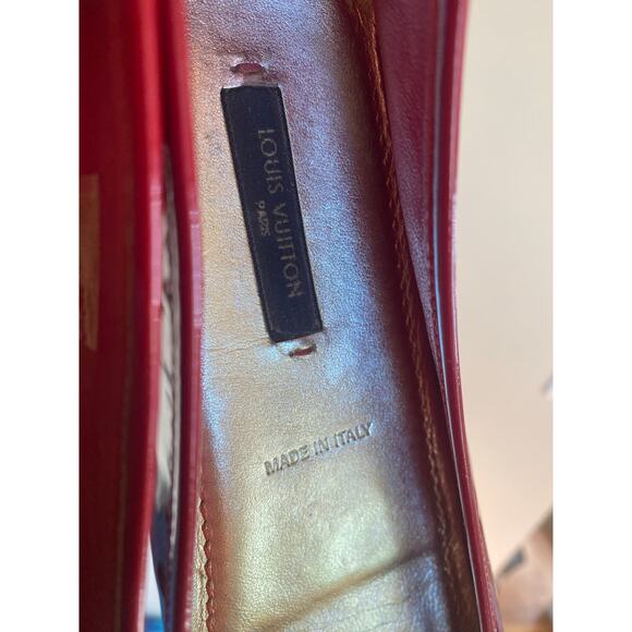 Louis Vuitton Red Patent Flats 38.5/8.5 US - Picture 2 of 10